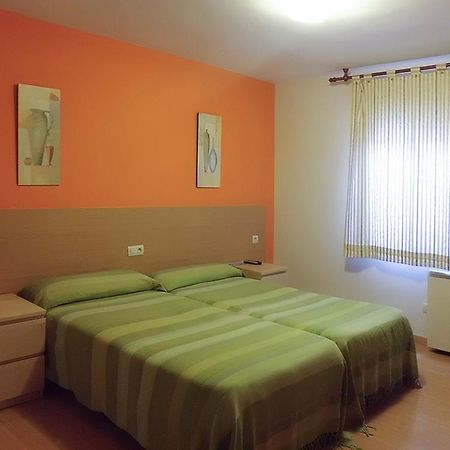 Hostal Caracas Lalin Exterior photo
