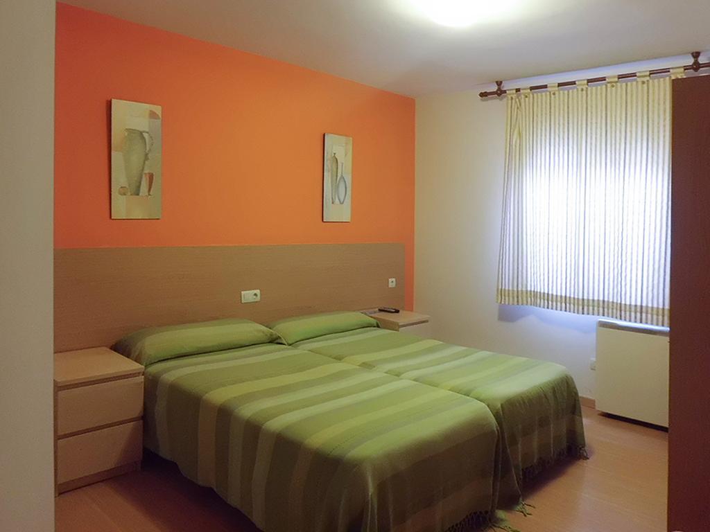Hostal Caracas Lalin Exterior photo