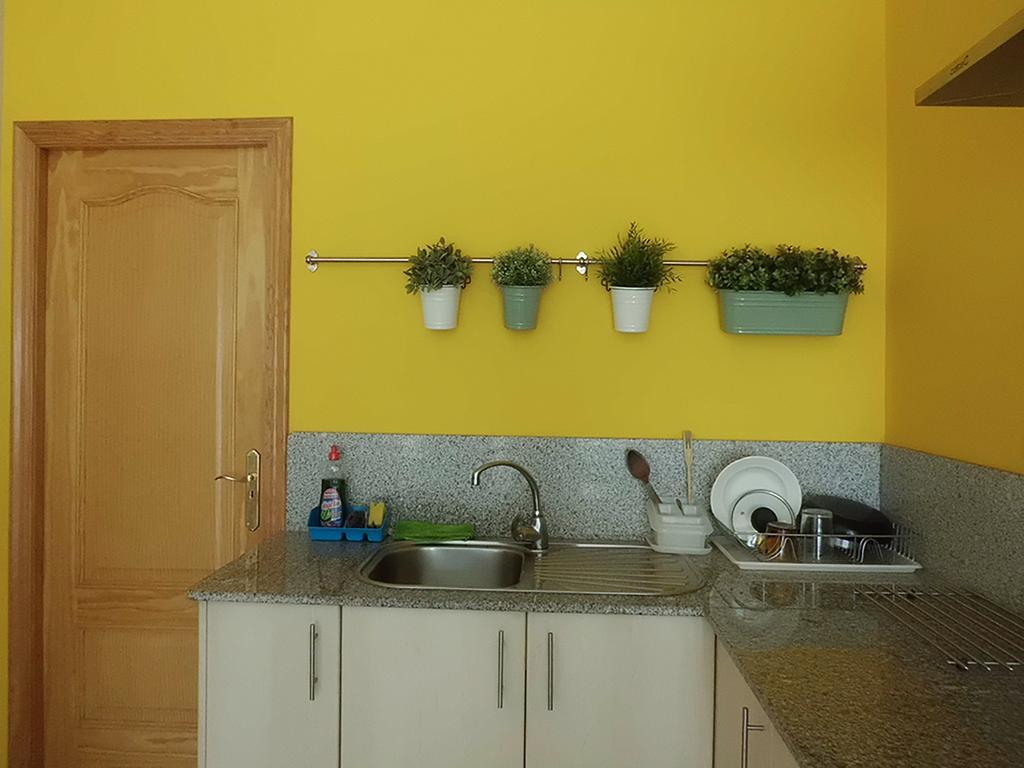 Hostal Caracas Lalin Exterior photo